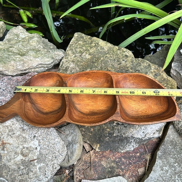 Vintage Wooden “Monkey Pod” Bowl-Pea Pod Shape - Picture 9 of 16
